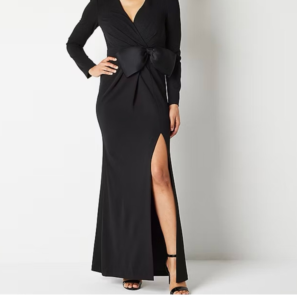 Bow Front Long Sleeve Dress